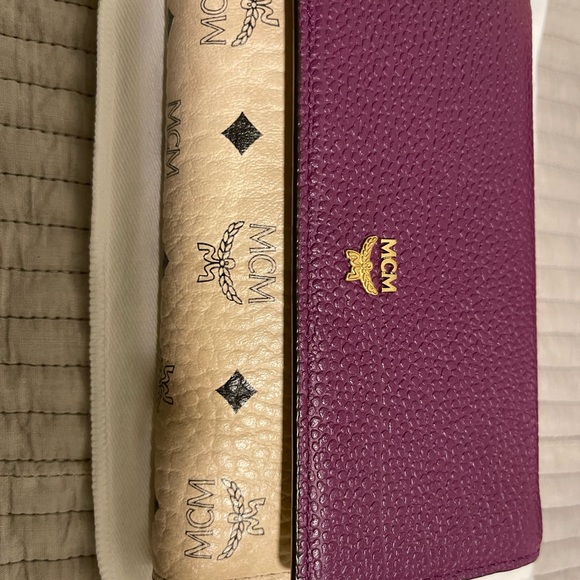 MCM tri fold wallet ***RARE*** - Picture 5 of 10